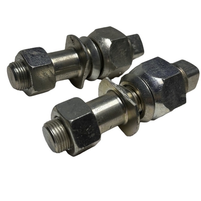 FD50-100Z8 포크리프트 모델의 앞축 허브 볼트 CPCD50-100 24353-72001 무게 0.6 KG