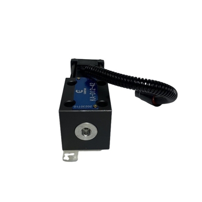 FD20-30 CPCD20-30 KA-D12-42/12N53-82551 포크리프트 부품 135L3-82001에 대한 12V 솔레노이드 밸브